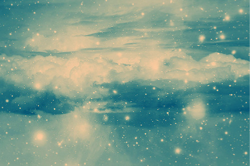 waterskyglittersparklingcloudsbackgroundpattern-53ea13355e8eb51f4ed36d9e2b78603f_h