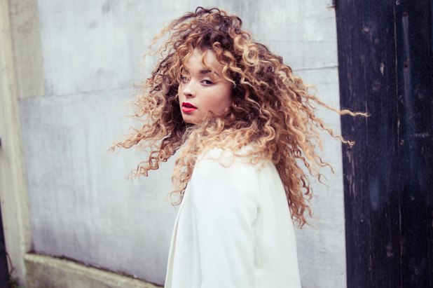 music-ella-eyre-2